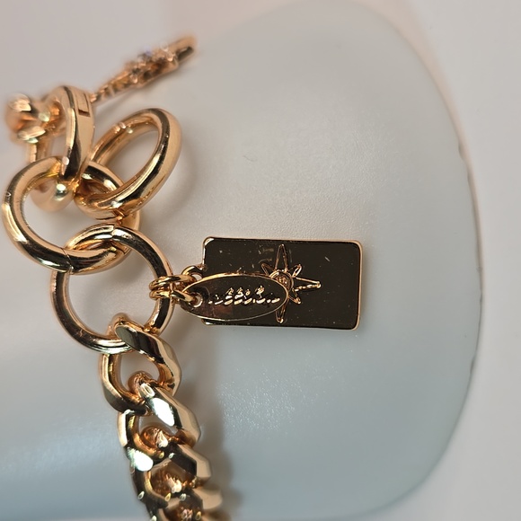 Ettika Starry Charms Gold Chain Bracelet with Star Charm Rhinestones Adjustable - Picture 4 of 11